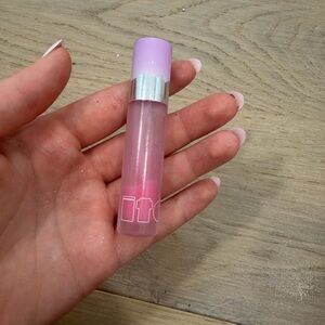 item beauty addison rae limited addition not sold anymore